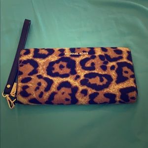 Michael Kors Cheetah Wallet